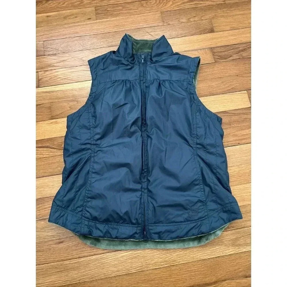 REI Jackets & Blazers - REI Women's Fleece Reversible Green/Teal Zip Vest Size M
